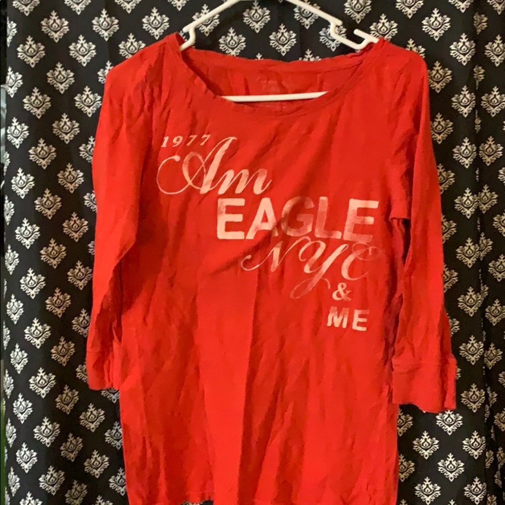Red 3/4 sleeve. American eagle.